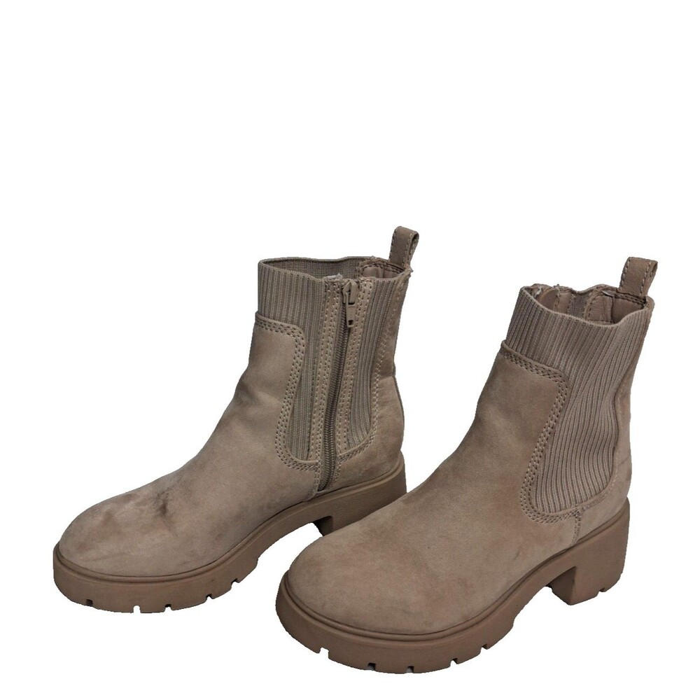 No Boundaries Women s Chelsea Vegan Suede Fat Heel Zipper Close Ankle Boots 7